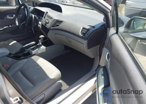 2012 Honda Civic Hybrid from USA, damaged, VIN JHMFB4F35CS010947